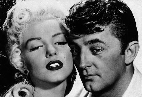 Marilyn Monroe & Robert Mitchum